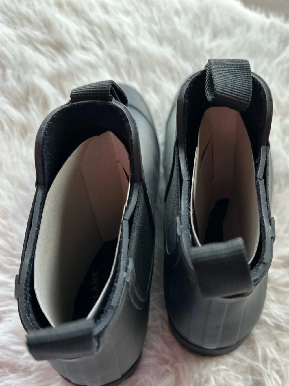 Everlane women’s Black Chelsea Rain Boots slip resistant - Picture 10 of 13